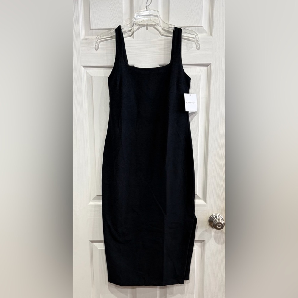 Beyond Yoga Women's Medium Spacedye Icon Midi Dress Darkest Night Black NWT
